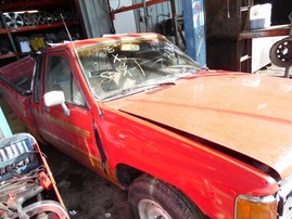 1984 TOYOTA TRUCK DLX RED EXTD CAB 2.4L MT 2WD Z18423